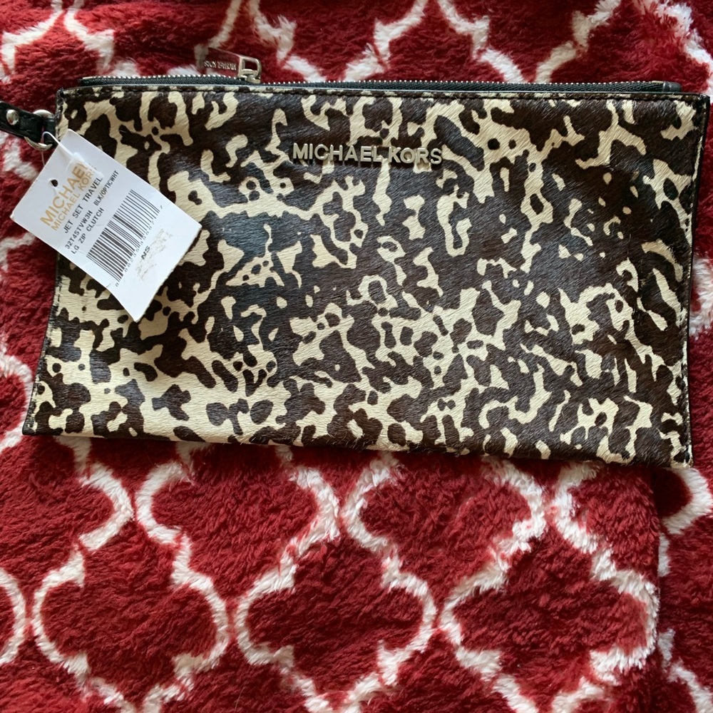 Michael kors calfskin large wristlet